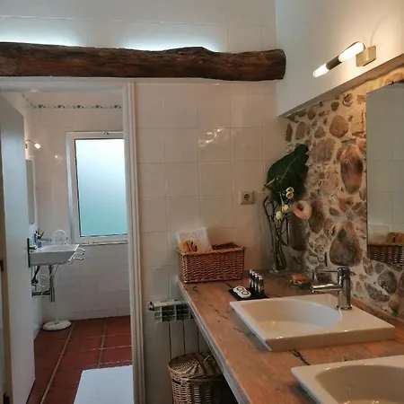 Delfina Farm stay *